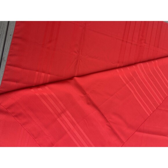 Vintage Red Textured Dacron Perm Press Tablecloth Oblong 60” x 120” Christmas - Picture 9 of 16